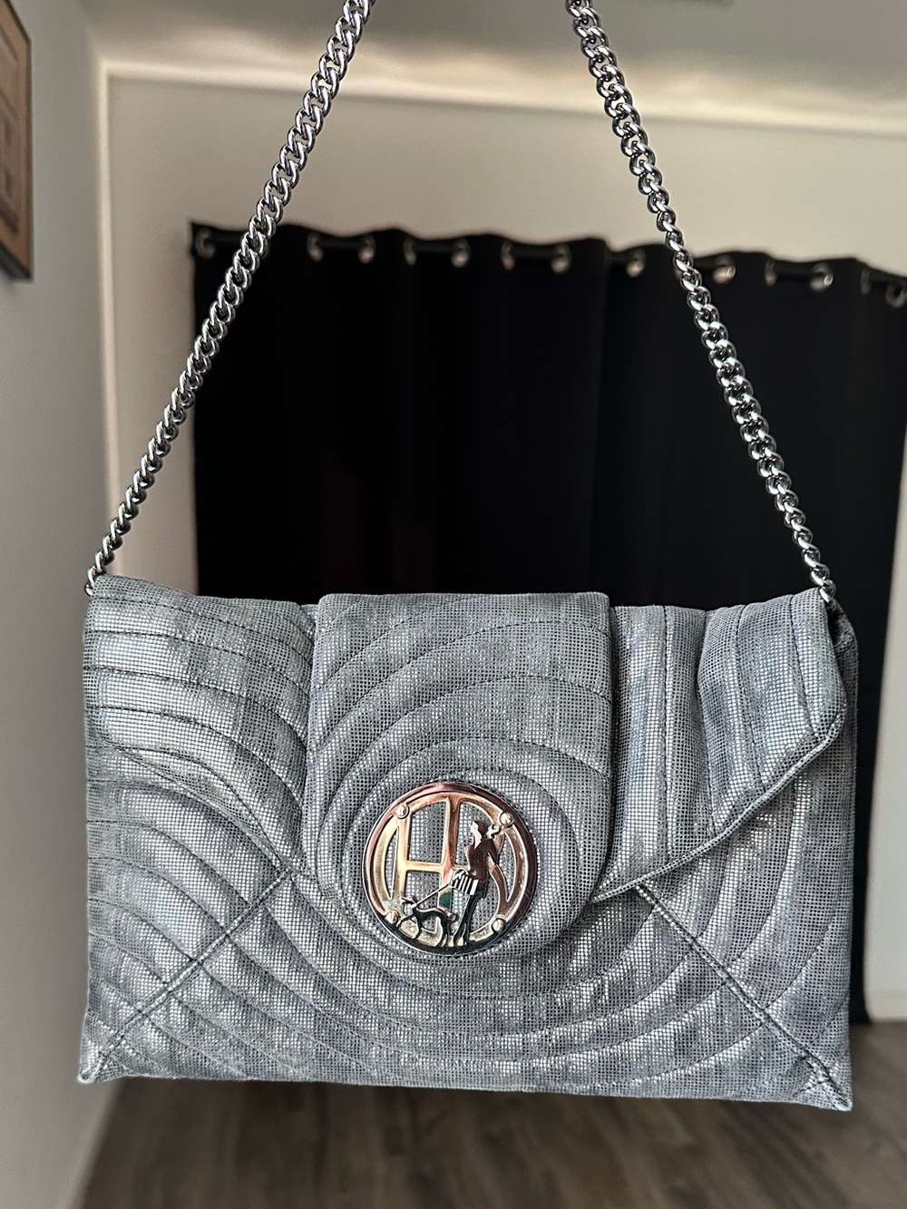 RARE Henri Bendel No. 7 Metallic Quilted Shoulder Bag/Clutch - GIRL WALKING DOG - Picture 1 of 9